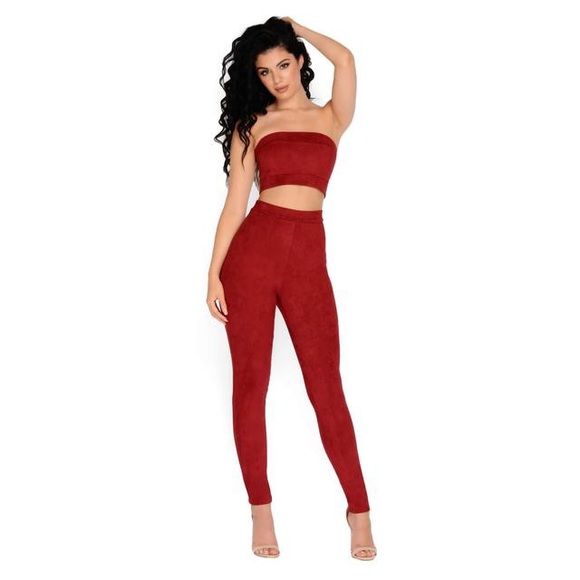 OH POLLY KILLIN' IT SOFTLY SUEDE TWO PIECE SET IN RED - Picture 2 of 2